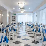 Croce Di Malta E Mexico Hotel