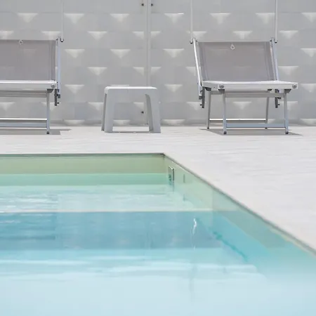 Croce Di Malta E Mexico Hotel