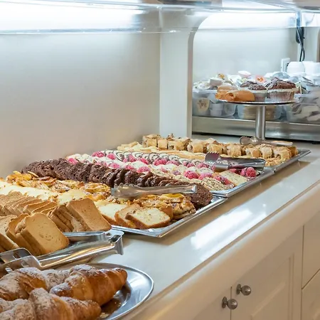 Croce Di Malta E Mexico Hotel